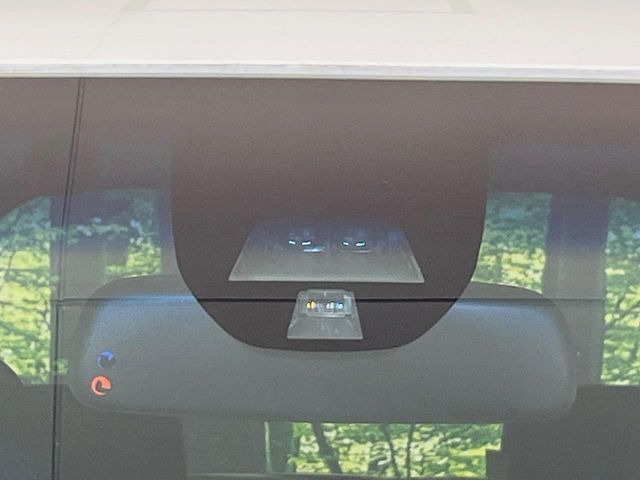 �y�V�e�B�u���[�L�A�N�e�B�u�V�X�e���z�ᑬ���s���ɑO���̎ԗ�����F�����A�Փ˂������Ȏ��͌x��ƃu���[�L�ŏՓˉ���Ɣ�Q�y�����A�V�X�g�B�����S�Ƀh���C�u�����y���݂��������܂��B