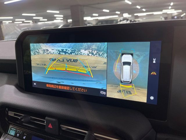 �y�p�m���~�b�N�r���[���j�^�[�z��p�̃J�����ɂ��A�ォ�猩���낵���悤�Ȏ��_��360�x�N���}�̎��͂��m�F���邱�Ƃ��ł��܂����c�񒓎Ԃ╝�񂹎��Ɋ��􂵂Ă���܂���