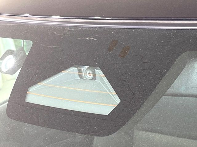 �y�X�Y�L �Z�[�t�e�B�T�|�[�g�z���s���ɑO���̎ԗ�����F�����A�Փ˂������Ȏ��͌x��ƃu���[�L�ŏՓˉ���Ɣ�Q�y�����A�V�X�g�B�����S�Ƀh���C�u�����y���݂��������܂��B