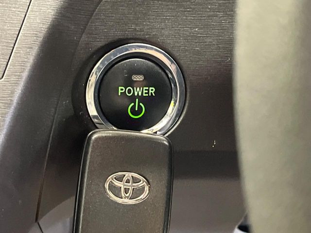 �y�X�}�[�g�L�[�z�J�o����|�P�b�g�ɓ��ꂽ�܂܂ł��h�A�̎{���E�������\�ȃX�}�[�g�L�[�𑕔��B�G���W���̃I���E�I�t�����J�M�����o���K�v����������Ƃ��Ă��֗��ł���