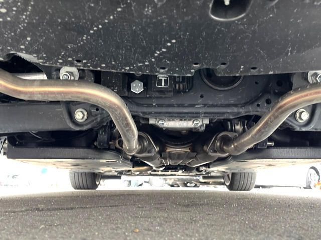 下回りがきれいなうちに、防錆加工の施工がオススメ。降雪地域はもちろん、沿岸部にお住いの方や、趣味でマリン・ウィンタースポーツをされる方にご好評いただいております。