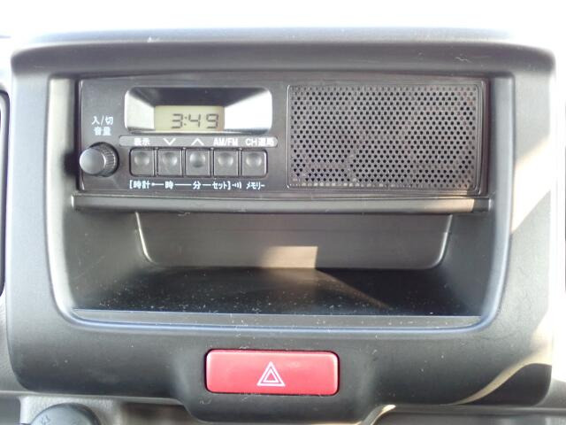 ���W�I���t���Ă܂��B