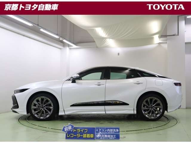 クラウンクロスオーバー2.5 G アドバンスト レザー パッケージ E-Four 4WD