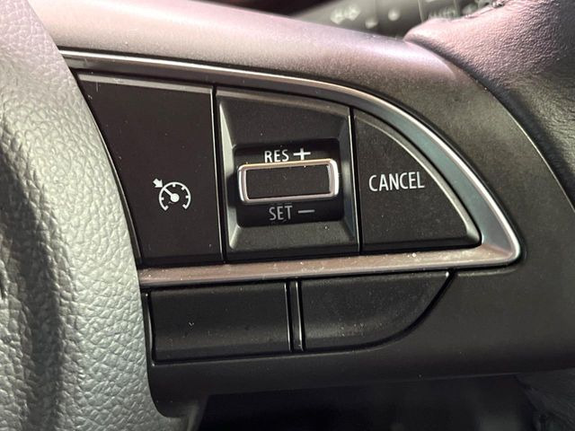 �y�N���[�Y�R���g���[���z�������H�����N���N���s�B�A�N�Z���𗣂��Ă���葬�x�ő��s���ł��A�������^�]���̕��S���y��!�����E�������ȒP�ȃX�C�b�`����Œ����ł��܂��B