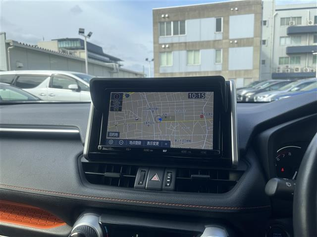 RAV42.0 アドベンチャー 4WD