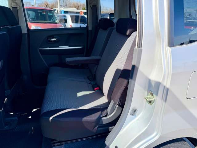 ���X�͍s�c�����R���̊��ˌ����_�̋߂��ɓX�܂��������܂��B���Ԃł��A�N�Z�X���₷���ꏊ�Ɍ�����܂��B�d�Ԃł��z���̍ۂ��Ŋ���JR���������w�܂ł��}���ɎQ��܂��B���C�y�ɂ��₢���킹������!