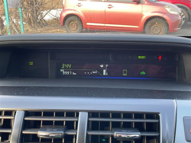 プリウスα1.8 S チューンブラック