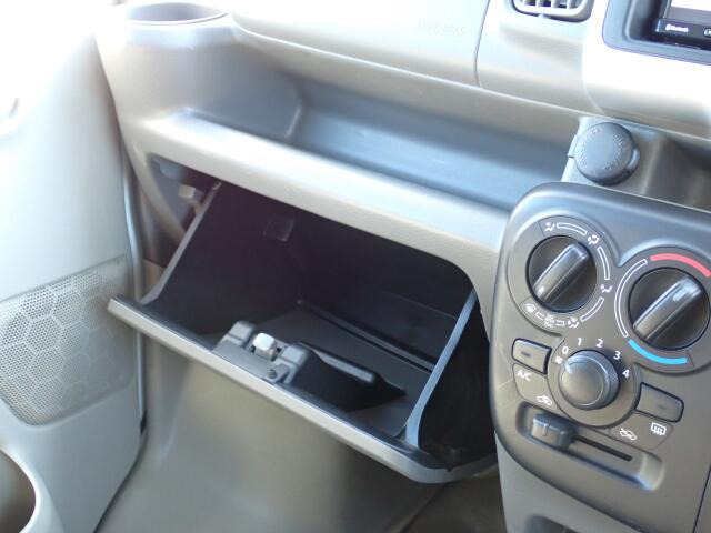 ���[�����Ղ�O���[�u�{�b�N�X�B