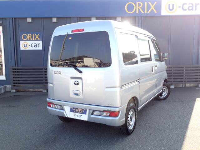 �����r���[�̉摜�ɂȂ�܂��B�I���b�N�X�F�蒆�ÎԂɂ́A���w��������S���Ă���肢���������߂ɁA�Ǝ��́u�I���b�N�X�F�蒆�Îԕۏ؁v�����t�����Ă��܂��B