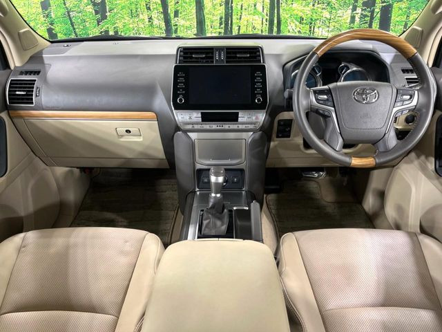 グループ総在庫数約30,000台!!全国の系列店からメーカー・車種問わずご紹介出来るので、あなたにピッタリのお車が見つかるはずです♪まずはお問い合わせ下さい☆