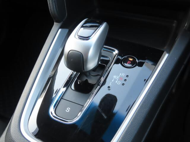 �V�t�g�m�u�̓X�����Ȃ��A���ꂢ�ȏ�Ԃł��B�����G�镔�������ꂢ���Ƒ�؂ɏ���Ă������Ƃ��킩��܂���B