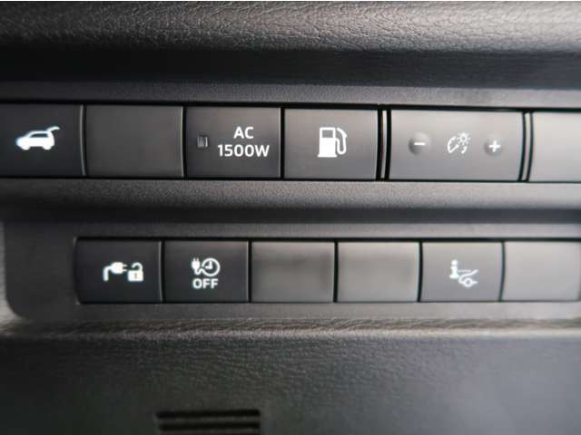 アウトランダーPHEV 2.4 P 4WD