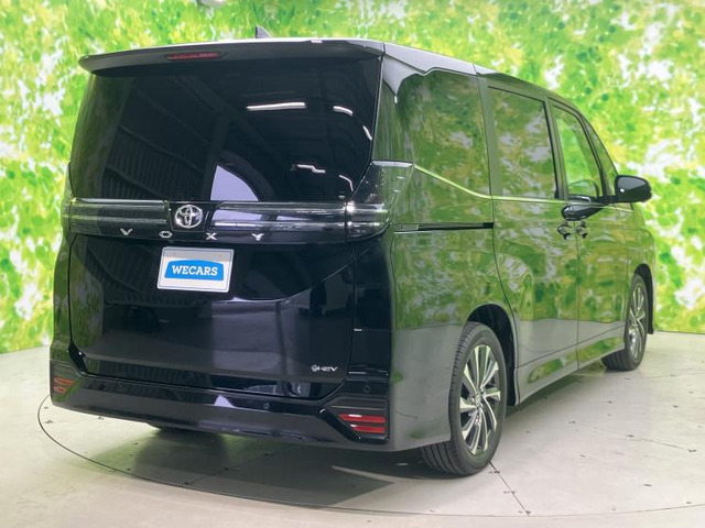 ヴォクシー1.8 ハイブリッド S-Z