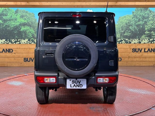 安心の最長10年・走行無制限保証(有償)をご用意。保証内容も充実はもちろん、無料点検&オイル交換や、年中無休の全国・24時間ロードサービスも付帯されておりますのでご安心下さい。