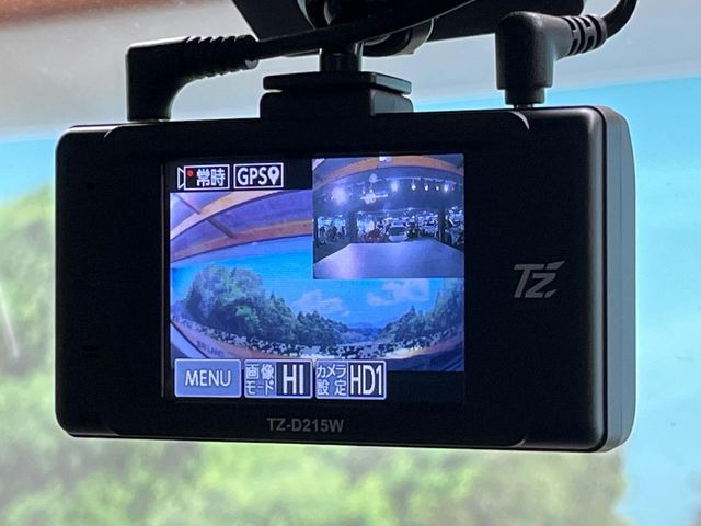 �y�h���C�u���R�[�_�[�z�h���C�u���R�[�_�[����!���s���͂������A������^�]�⎖�̂ɑ��������ہA�f���ŋL�^���A����̃��X�N�ɔ����܂��B���L�^�pSD�J�[�h�͂��q�l�����g�ł��������������K�v������܂��B