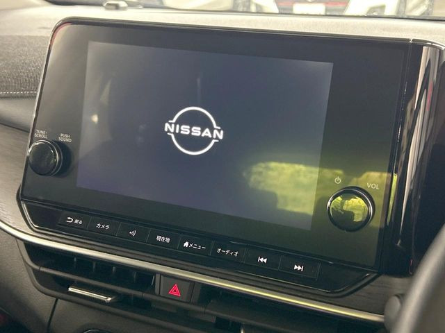 �yBOSE�T�E���h�V�X�e���t������9�^�i�r�z�[���̃i�r�@�\�͂������A���x�ȃ`���[�j���O�\�͂����ڂ���Ă���A�������ȉ��y�����y���݂��������܂���