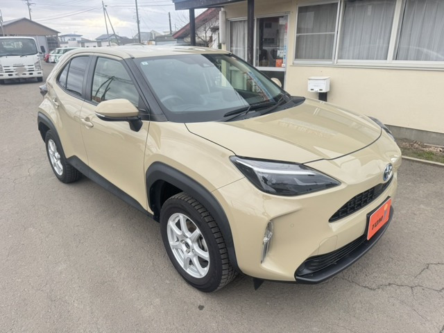 ヤリスクロス1.5 ハイブリッド X E-Four 4WD