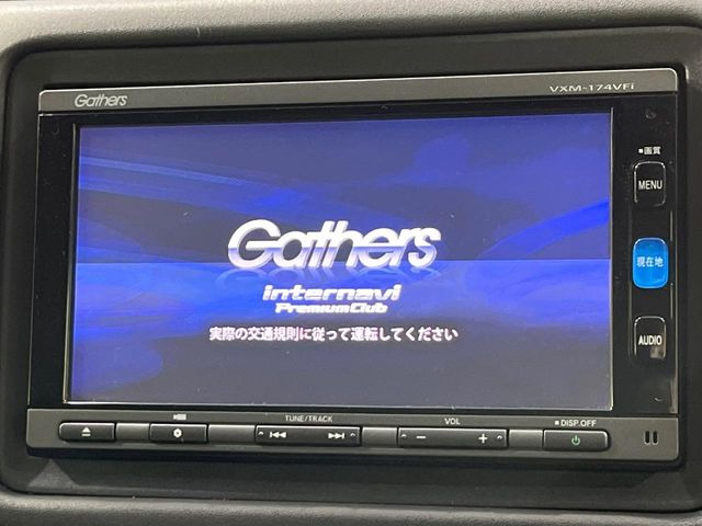 �y�����i�r�z�l�C�̏����i�r�𑕔����Ă���܂��B�i�r�̎g���₷���͂������A�I�[�f�B�I�@�\���[��!�L�����v�◷�s�͂������A�ʋ΂┃�����ȂǕ��i�̃h���C�u���y�����Ȃ�͂���