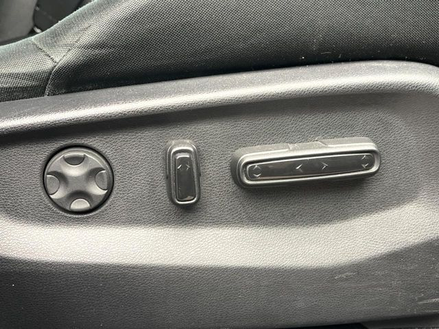 �y�p���[�V�[�g�z�X�C�b�`��ŊȒP�ɃV�[�g�̔��������\!�d��������͂�����܂���!���K�ȃV�[�g�|�W�V�����ɃZ�b�g���āA���K�ȃh���C�u�����y���݂��������B