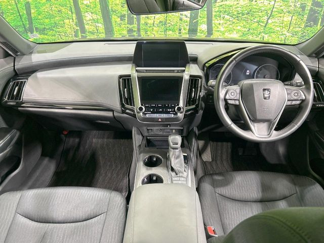 クラウンハイブリッド 2.5 RS