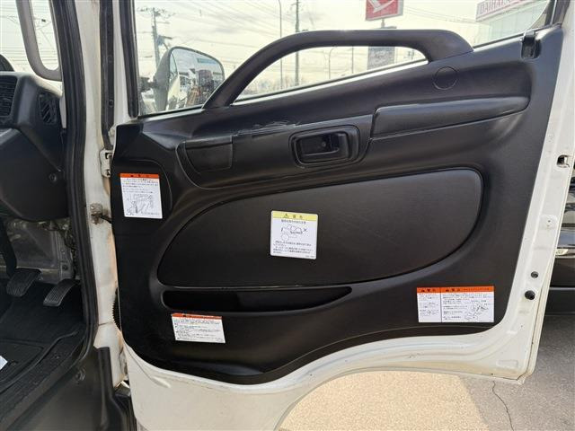 ���C�ɓ���̐������i���o�[�v���[�g��!�������܂��܂��N���܂���!����]�i���o�[�ɂ͒��I�ԍ����������܂��B(333�A555�A777�Ȃ�)���I�̏ꍇ�A����]�ɓY���Ȃ��ꍇ���������܂��B