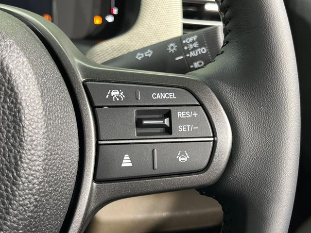 �y�A�_�v�e�B�u�N���[�Y�R���g���[���z�������H�ł̒��������s���y��!!�����ő��x��ۂN���[�Y�R���g���[�����A�Փˌy���V�X�e���ƘA�g���A�O���̎ԗ������m���ĎԊԂ�ۂ悤�ɑ��x���߂��Ă���܂�!!