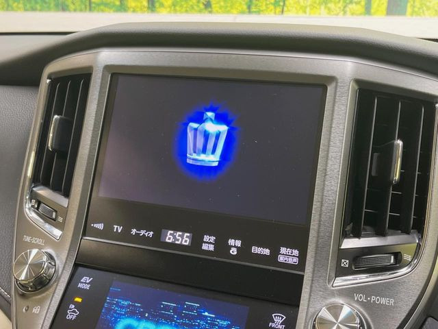 �y���[�J�[8�^�i�r�z�C���e���A�ɗn�����ރX�^�C���b�V���ȁu��p�݌v�v���[�J�[�i�r�𑕔��􎋔F���⑀�쐫�ȂǊ�{���\�ɂ��D��A���㎿�ȃJ�[���C�t�����y���݂��������܂��B