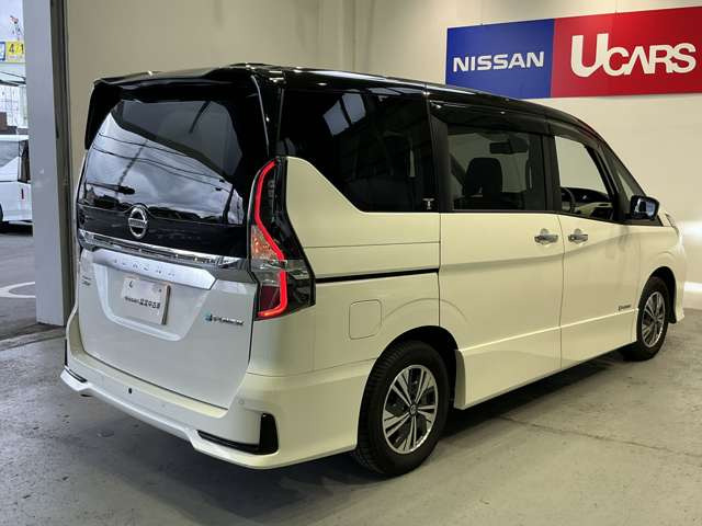 セレナ1.2 e-POWER ハイウェイスターV