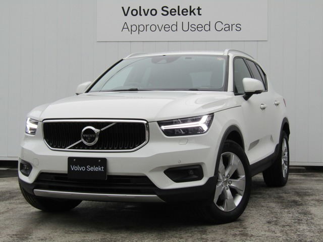 XC40B4 モメンタム