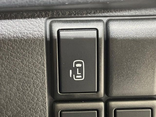 �y�p���[�X���C�h�h�A�z�X�}�[�g�L�[��^�]�Ȃ̃X�C�b�`�ŃX���C�h�h�A�̊J���\���d��������͂����ăh�A���J����K�v�������A���������q�l�ł��A�d���ו��������Ă��鎞�����N�ɊJ���߂ł��܂���