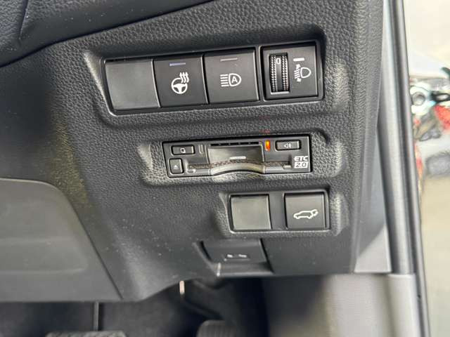 ���J�[�i�r�A�A���~�z�C�[���AHID���C�g���̃J�[�p�i��������舵���Ă��܂�������]������΂��Ђ����k����������