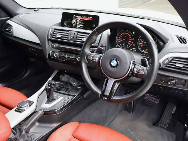 2シリーズクーペ220i Mスポーツ