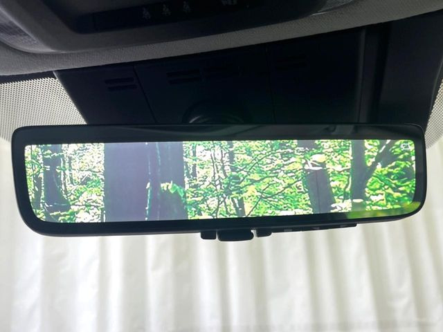 【モデリスタエアロ】人気のモデリスタエアロを装着!クルマの外観がよりスタイリッシュになり、街中で存在感あふれる1台に♪将来買い替える時にもリセールに影響しやすく、価値ある人気の装備です!