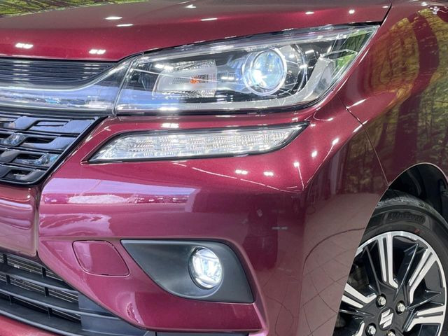 �yLED�w�b�h���C�g�z���V����ԑ��s�����ǍD�Ȏ��E���m�ۂ����S���ĉ^�]�ł��鍂�P�xLED�w�b�h���C�g�𑕔�!�_�����x�������A����d�͂��}�����Ă��܂��B