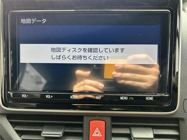 ヴォクシー2.0 ZS 煌III