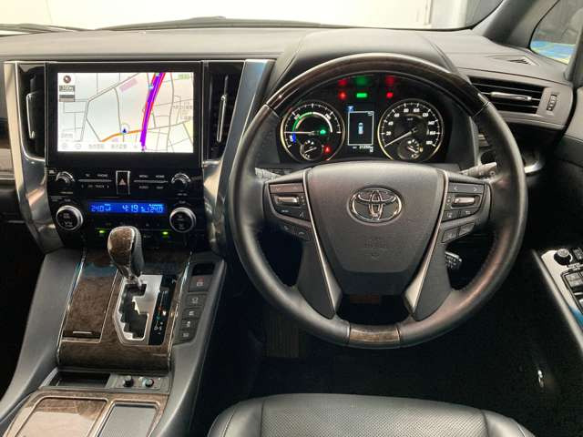 アルファードハイブリッド 2.5 エグゼクティブ ラウンジ S E-Four 4WD