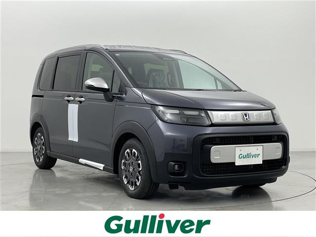 フリード1.5 e:HEV クロスター