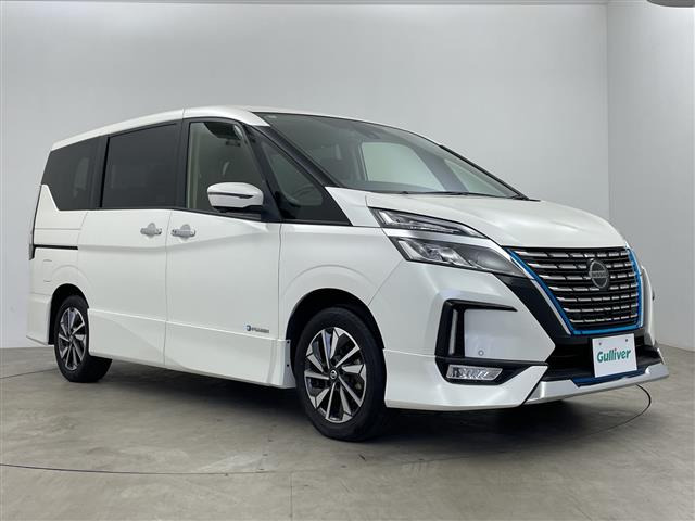 セレナ1.2 e-POWER ハイウェイスターV