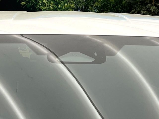 �y�v���N���b�V���Z�[�t�e�B�z�O���̎ԗ��������m���A�Փ˂������Ȏ��͌x��Œ��ӂ𑣂��A�u���[�L�𓥂ޗ͂��T�|�[�g�B�u���[�L�𓥂߂Ȃ������ꍇ�͏Փ˔�Q�y���u���[�L���쓮�A�Փˉ�����T�|�[�g���܂��B