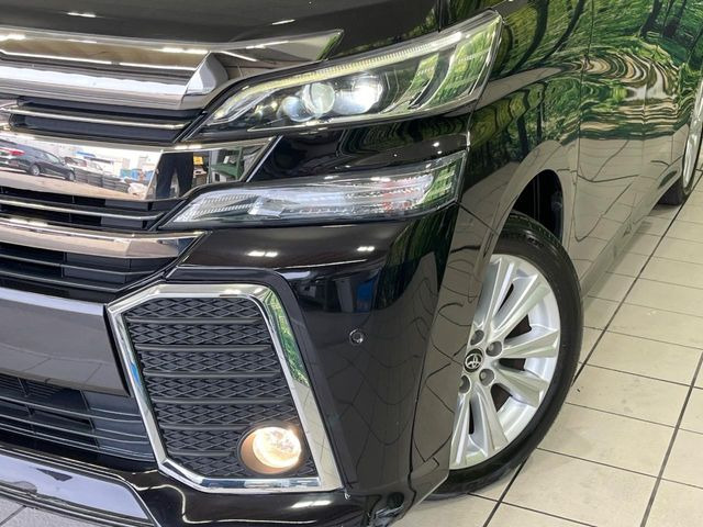 �yLED�w�b�h���C�g�z���V����ԑ��s�����ǍD�Ȏ��E���m�ۂ����S���ĉ^�]�ł��鍂�P�xLED�w�b�h���C�g�𑕔�!�_�����x�������A����d�͂��}�����Ă��܂��B