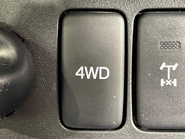 4WD�̂��Ԃł��̂ŁA�ᓹ�ł����S�ł���~��n�n��ɂ��Z�܂��̕��ȊO�ɂ��A�E�B���^�[�X�|�[�c����̕���~��n��֋A�Ȃ����@�������ɂ���������!