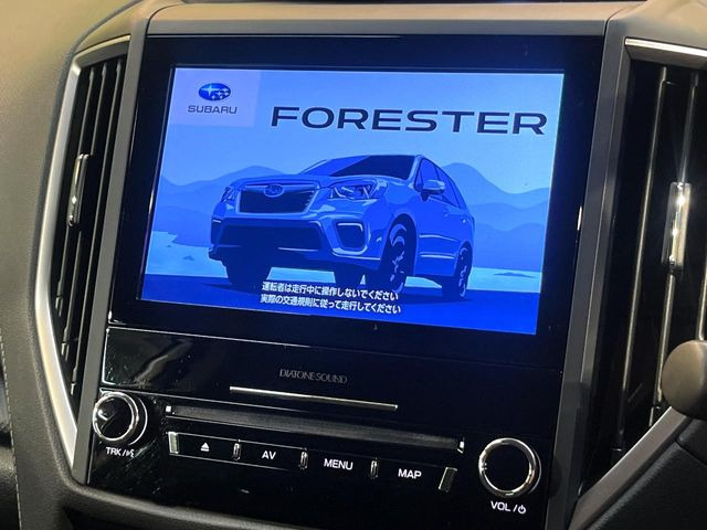 �y����8�^�i�r�z�l�C�̏����i�r�𑕔��B�I�[�f�B�I�@�\���[�����Ă���ABluetooth�ڑ�����΂������̃X�}�z��MP3�v���C���[�̉��y���Đ��\!�����̉^�]������Ɋy�����Ȃ�܂�!!