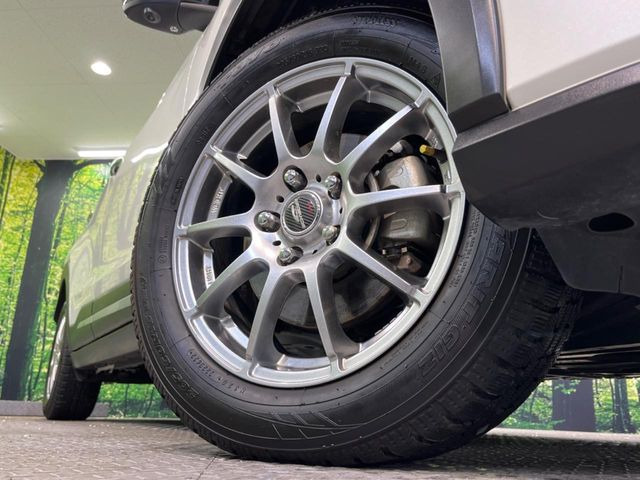 �y16�C���`�A���~�z�C�[���z�O�ςɃ}�b�`�����A���~�z�C�[���𑕒����Ă���܂��B�e��A���~�z�C�[����A�X�^�b�h���X�^�C�����戵�����Ă���܂��B���񂲑��k����������