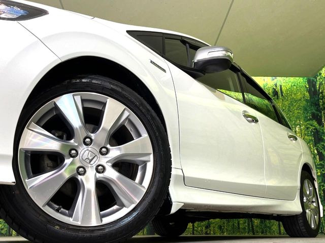 �y����17�C���`�A���~�z�C�[���z�O�ςɃ}�b�`���������A���~�z�C�[���𑕒����Ă���܂��B�e��ЊO�A���~�z�C�[����A�X�^�b�h���X�^�C�����戵�����Ă���܂��B���񂲑��k����������