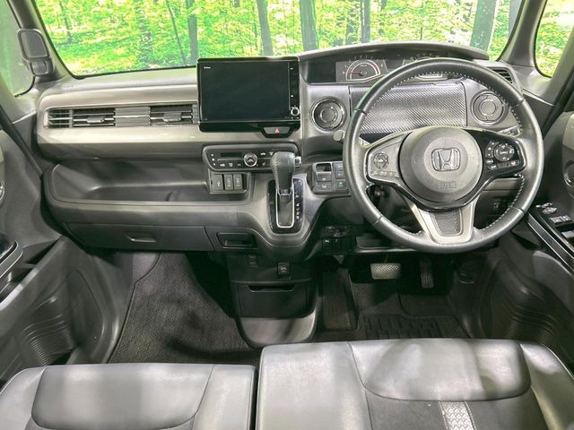 N-BOXカスタムL ターボ スタイルプラス ブラック