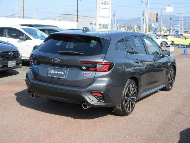 レヴォーグ1.8 STI スポーツ EX 4WD