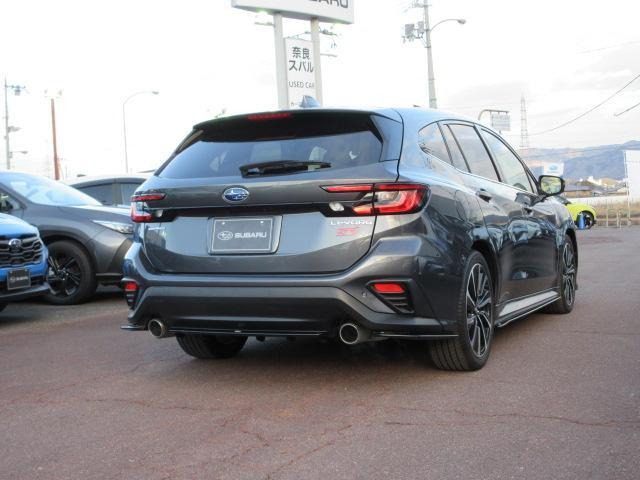 レヴォーグ1.8 STI スポーツ EX 4WD