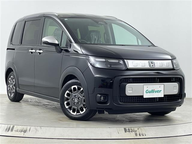 フリード1.5 e:HEV クロスター