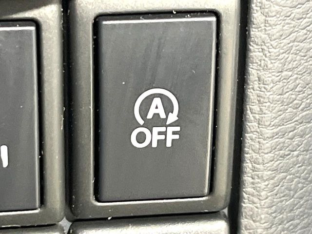 �y�A�C�h�����O�X�g�b�v�z�ԐM����a�؂Œ�Ԃ����ۂɃG���W�����~���A���ʂȔR���̏����}���܂��B�R��������ی�ɂȂ���@�\��G���W���̓u���[�L�𗣂��΍Ďn�����܂��B