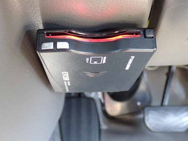 ETC���������Ă��܂��B�m���X�g�b�v�ŗ�������ʉ߂ł��܂��B���ꂵ�������ł���ˁB